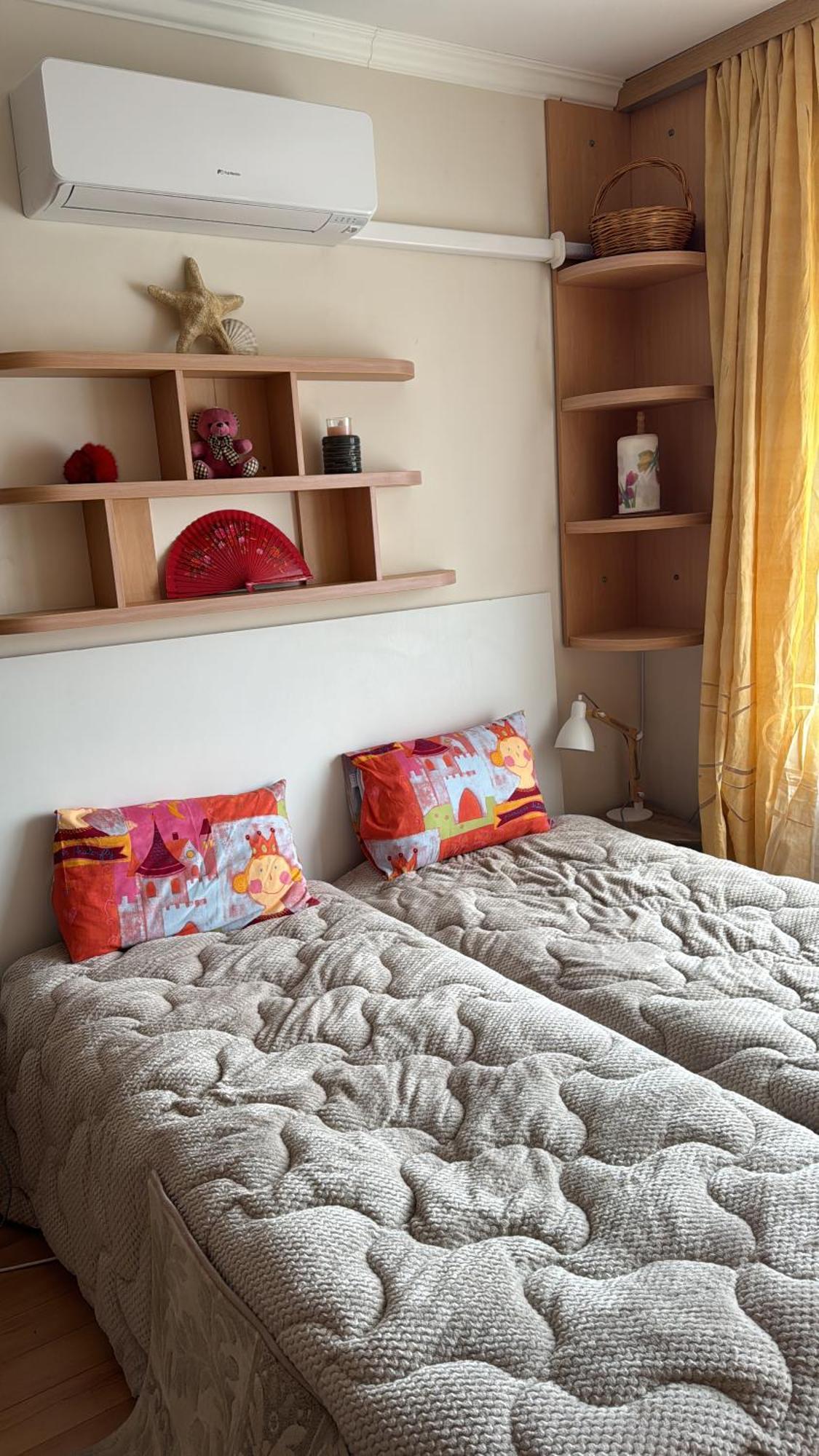 Downtown Central Apartment With Working Kitchen, City Views & Free Parking Kazanlak Ngoại thất bức ảnh