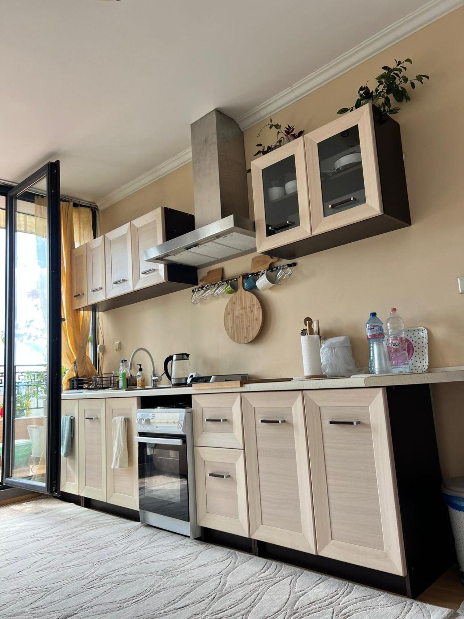 Downtown Central Apartment With Working Kitchen, City Views & Free Parking Kazanlak Ngoại thất bức ảnh