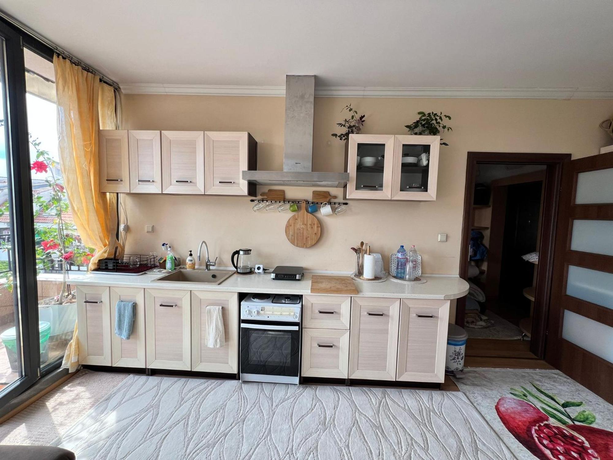 Downtown Central Apartment With Working Kitchen, City Views & Free Parking Kazanlak Ngoại thất bức ảnh